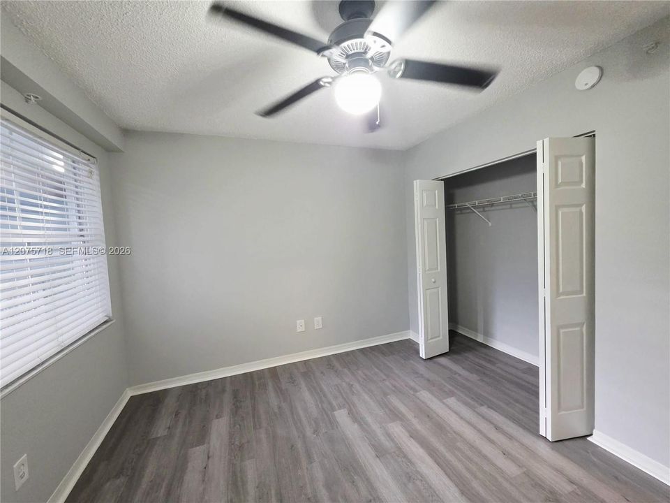 For Rent: $2,400 (2 beds, 2 baths, 1091 Square Feet)