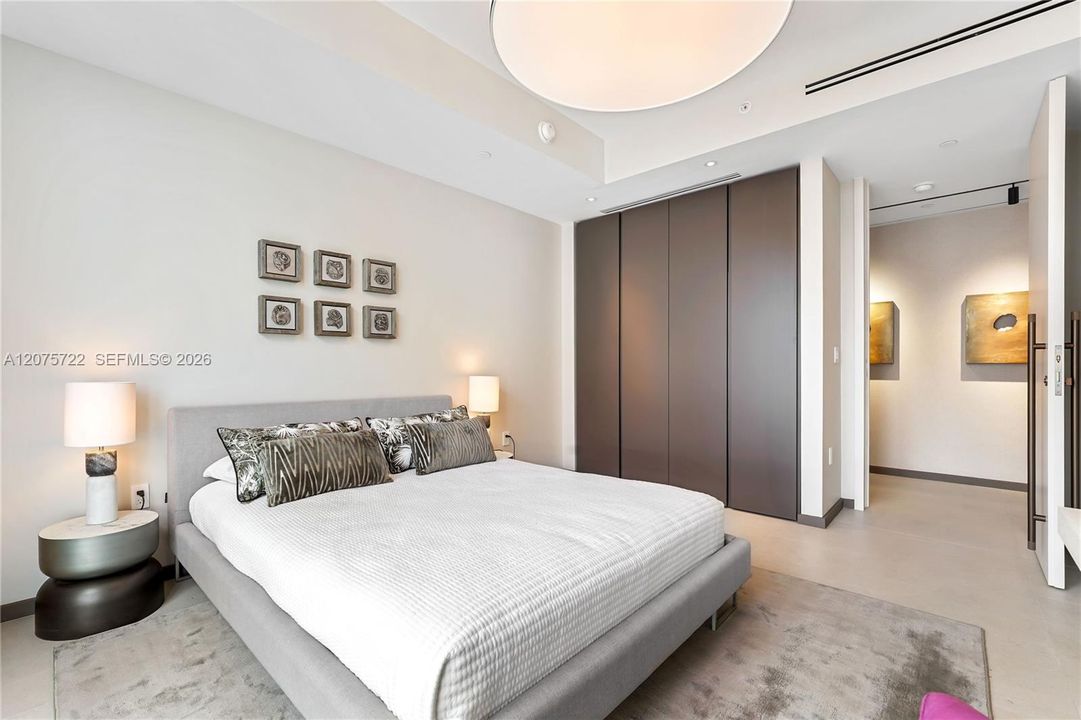 For Sale: $4,300,000 (3 beds, 3 baths, 3267 Square Feet)