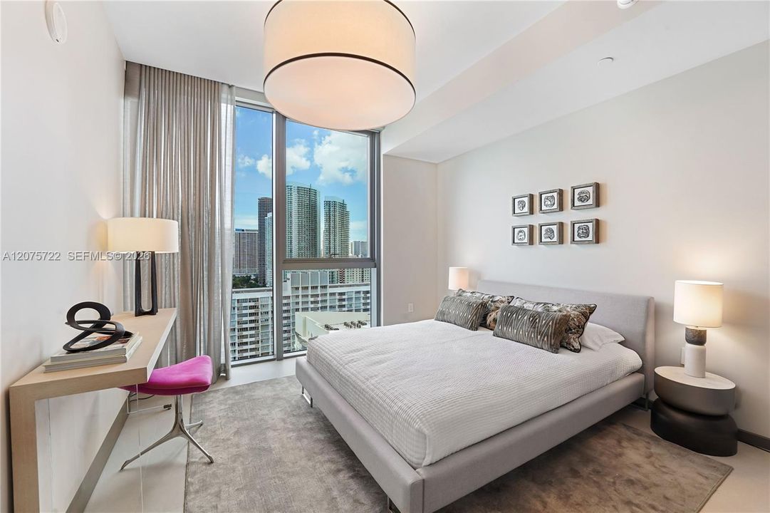 For Sale: $4,300,000 (3 beds, 3 baths, 3267 Square Feet)