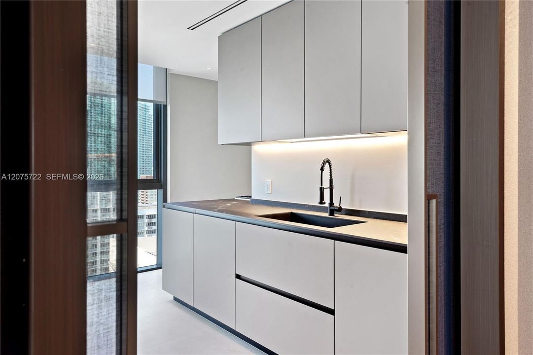 For Sale: $4,300,000 (3 beds, 3 baths, 3267 Square Feet)