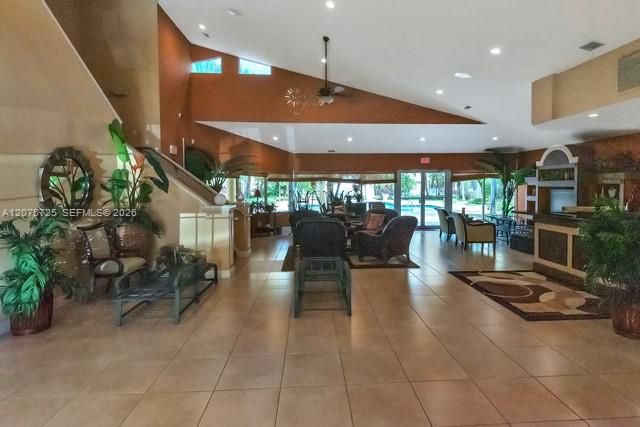 En Renta: $1,900 (2 camas, 1 baños, 835 Pies cuadrados)