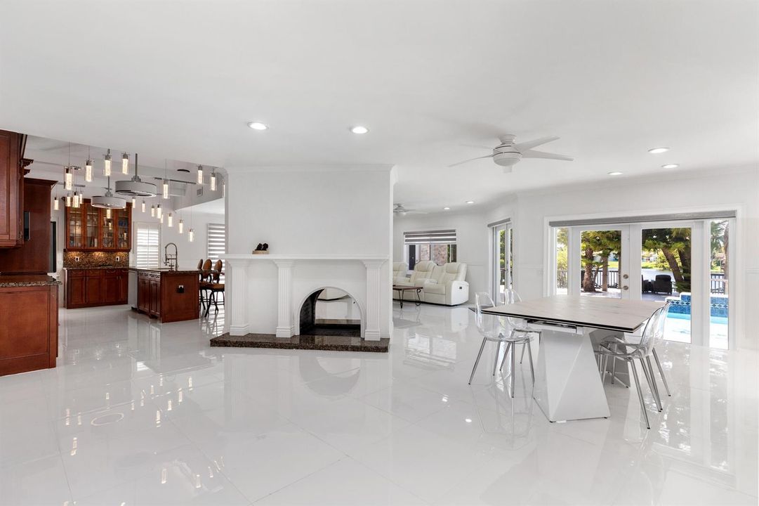 Kitchen/Dinning area