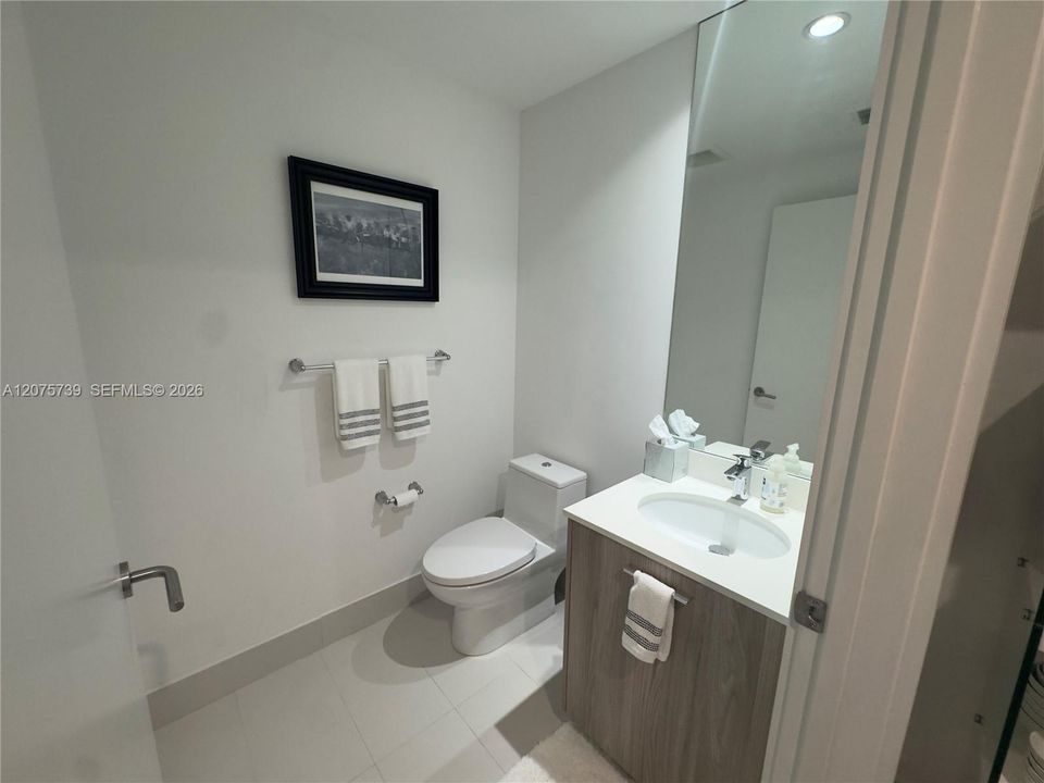 For Sale: $448,000 (1 beds, 1 baths, 622 Square Feet)