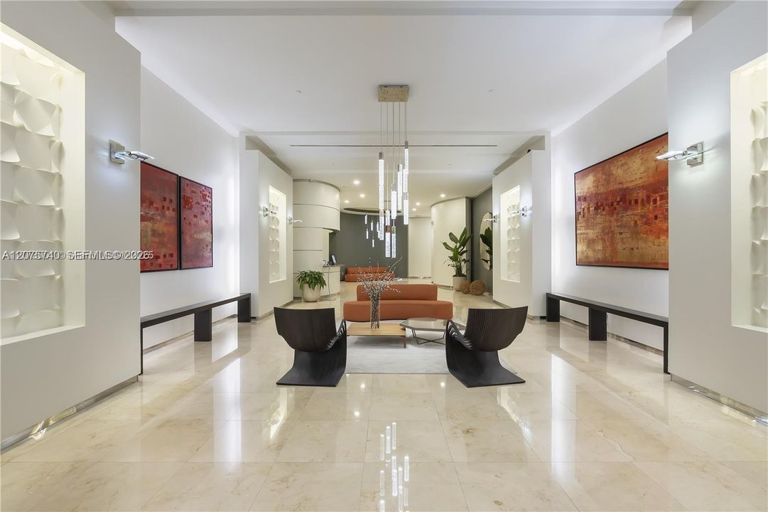 For Rent: $2,200 (1 beds, 1 baths, 657 Square Feet)