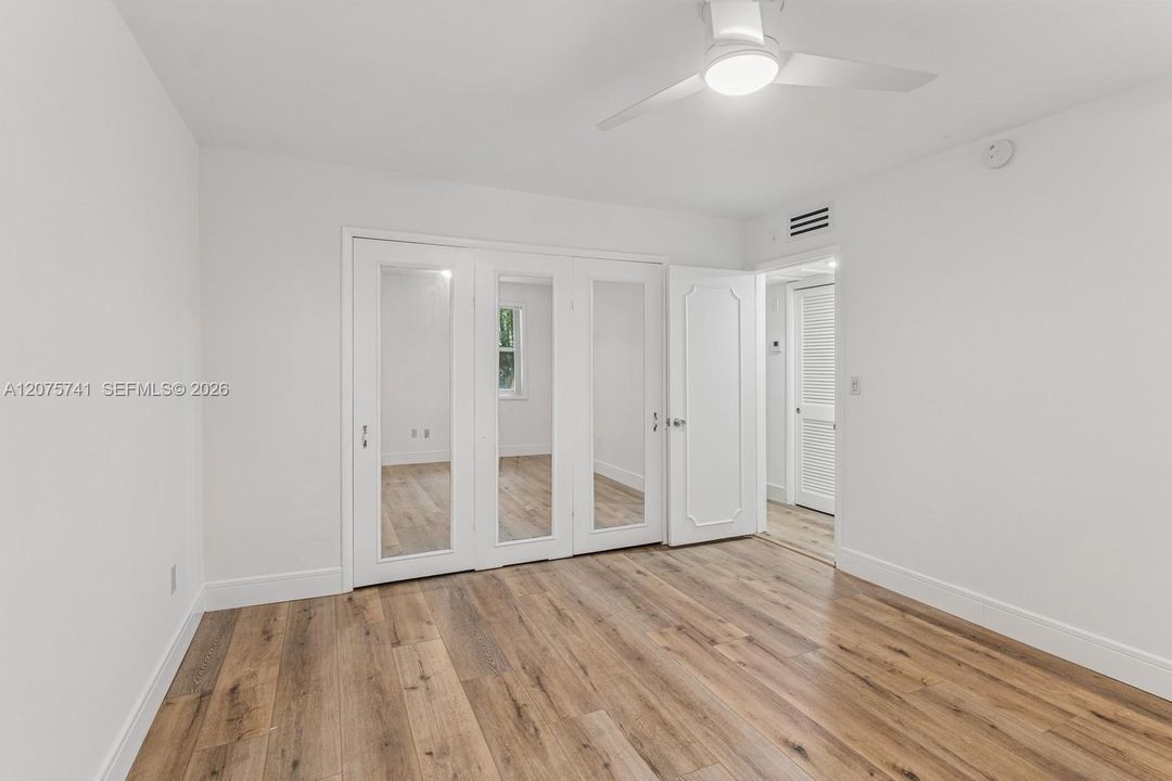 For Sale: $459,000 (1 beds, 1 baths, 608 Square Feet)