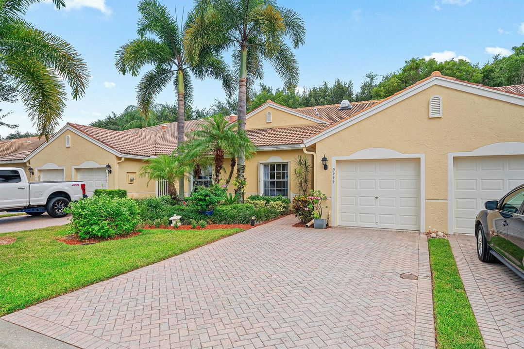 002-9444SwanseaLane-WestPalmBeach-FL-334