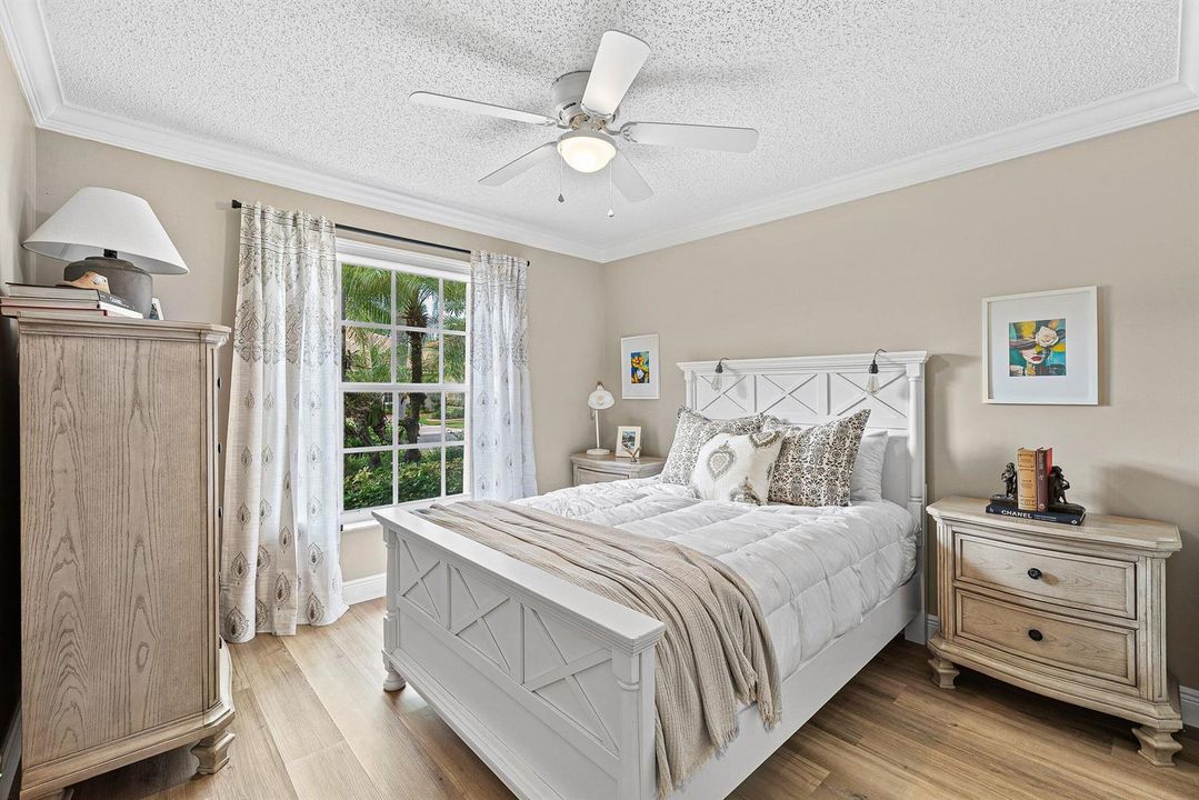 019-9444SwanseaLane-WestPalmBeach-FL-334