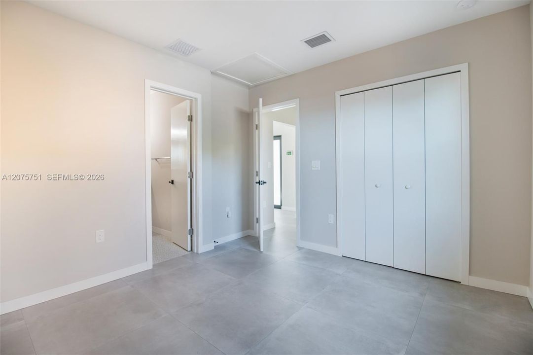 For Rent: $3,750 (3 beds, 3 baths, 1356 Square Feet)