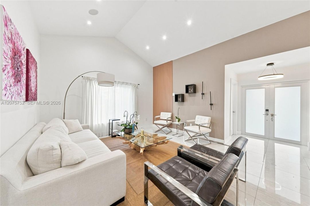 For Sale: $1,350,000 (4 beds, 2 baths, 2132 Square Feet)
