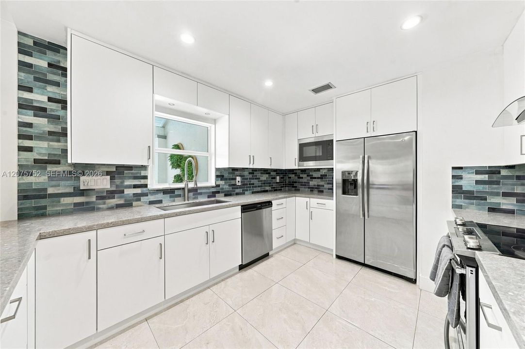 For Sale: $1,350,000 (4 beds, 2 baths, 2132 Square Feet)