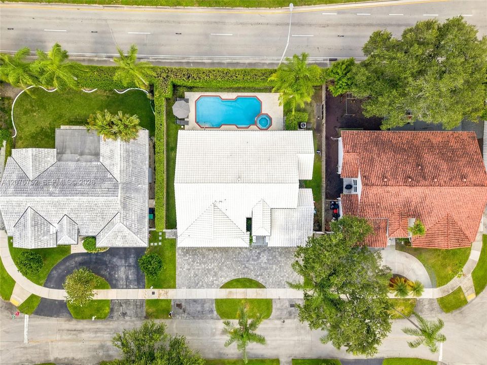 For Sale: $1,350,000 (4 beds, 2 baths, 2132 Square Feet)