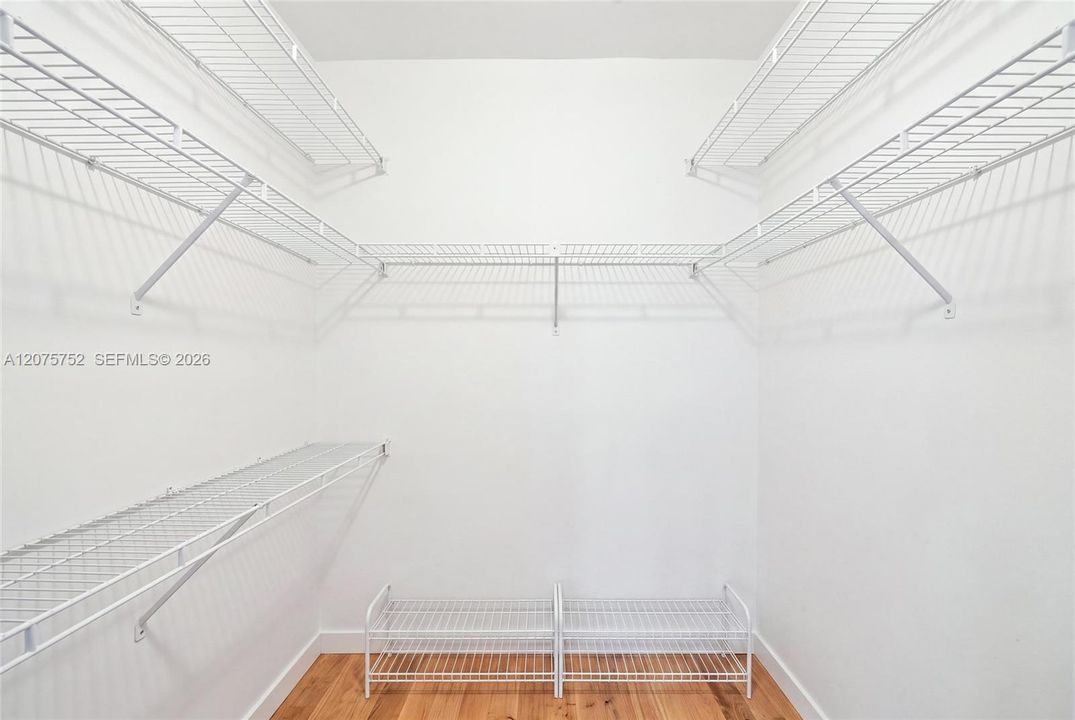 For Sale: $1,350,000 (4 beds, 2 baths, 2132 Square Feet)