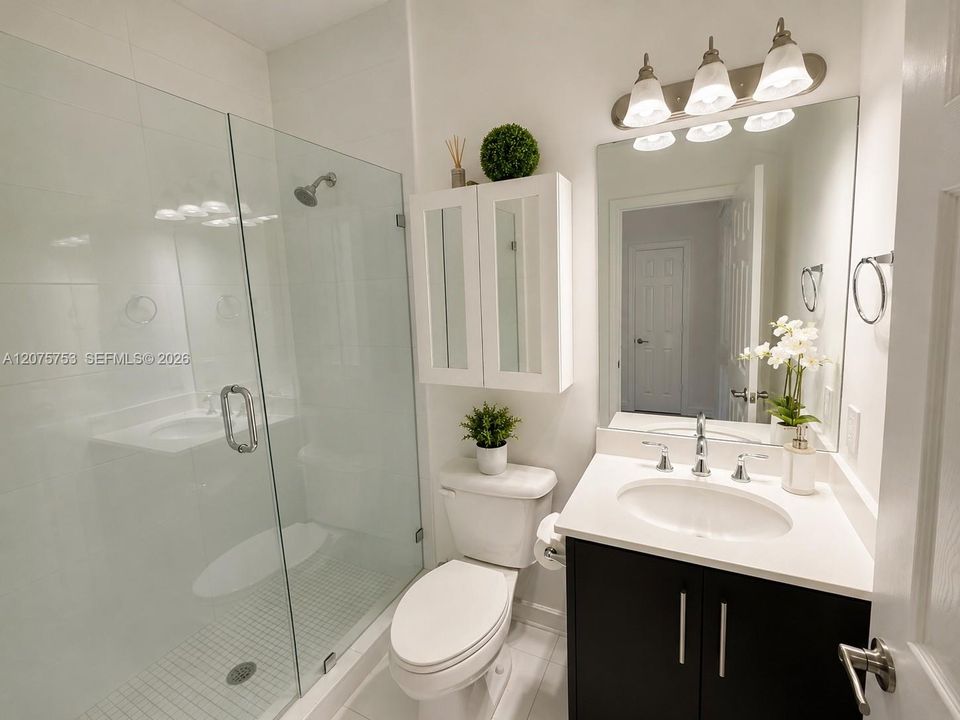 For Rent: $8,000 (5 beds, 4 baths, 3205 Square Feet)