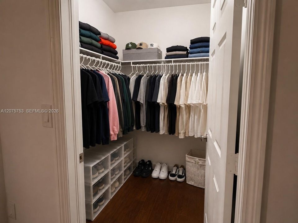 For Rent: $8,000 (5 beds, 4 baths, 3205 Square Feet)