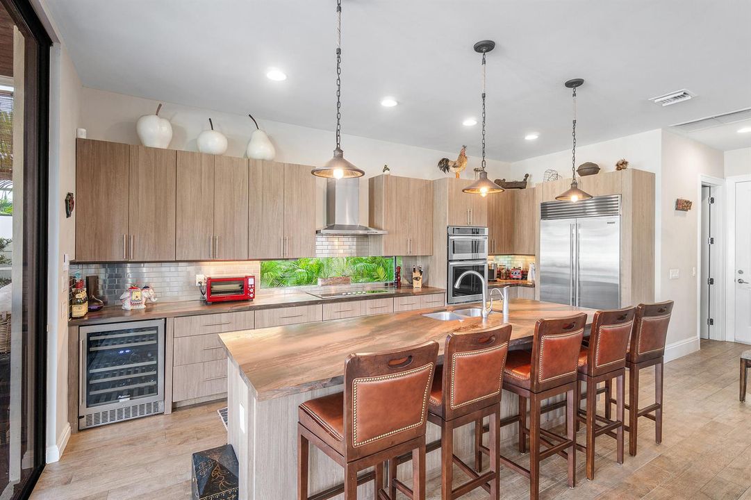 012-351EastBocaRatonRoad-BocaRaton-FL-33