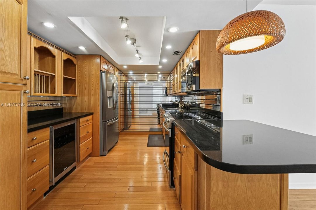 En Venta: $469,000 (2 camas, 2 baños, 1085 Pies cuadrados)