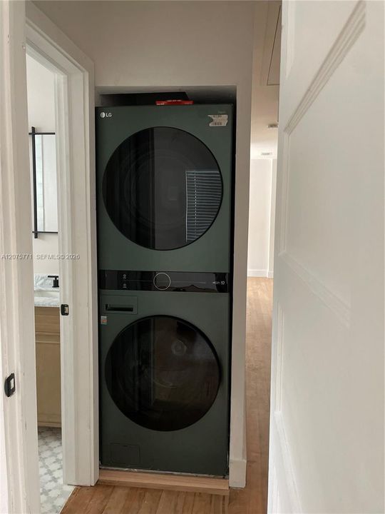For Rent: $4,150 (3 beds, 1 baths, 1178 Square Feet)