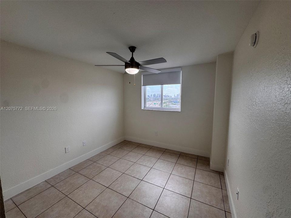 For Rent: $2,250 (2 beds, 2 baths, 784 Square Feet)