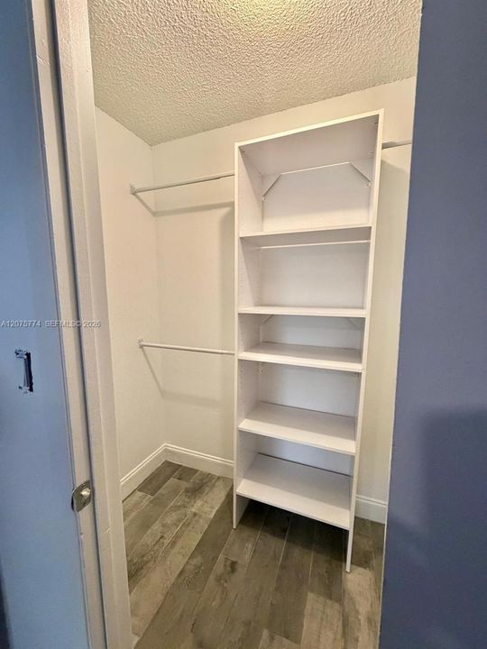 For Rent: $3,200 (3 beds, 2 baths, 1116 Square Feet)