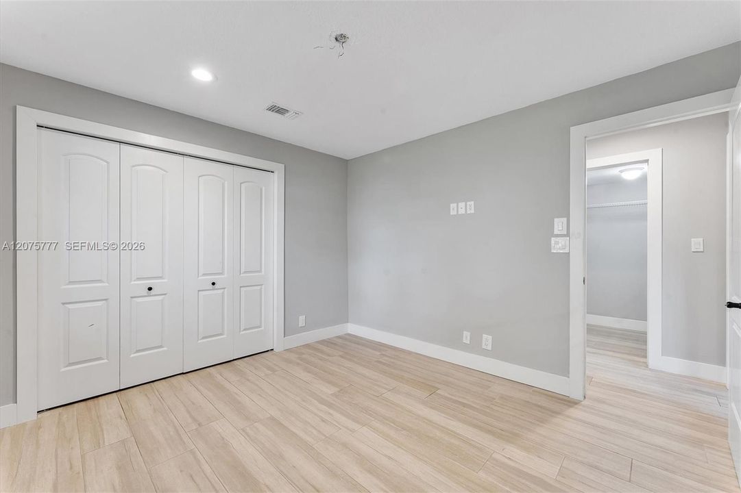 For Sale: $929,500 (4 beds, 2 baths, 2498 Square Feet)