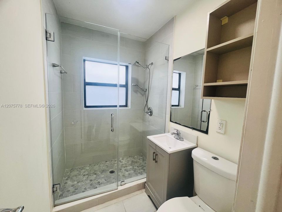 En Renta: $2,700 (3 camas, 1 baños, 8823 Pies cuadrados)