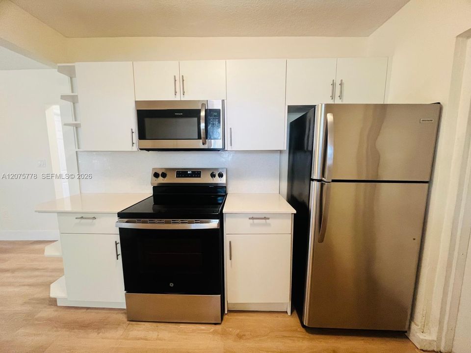 En Renta: $2,700 (3 camas, 1 baños, 8823 Pies cuadrados)