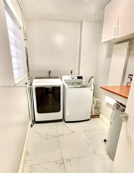 На продажу: $465,000 (2 спален, 2 ванн, 1452 Квадратных фут)