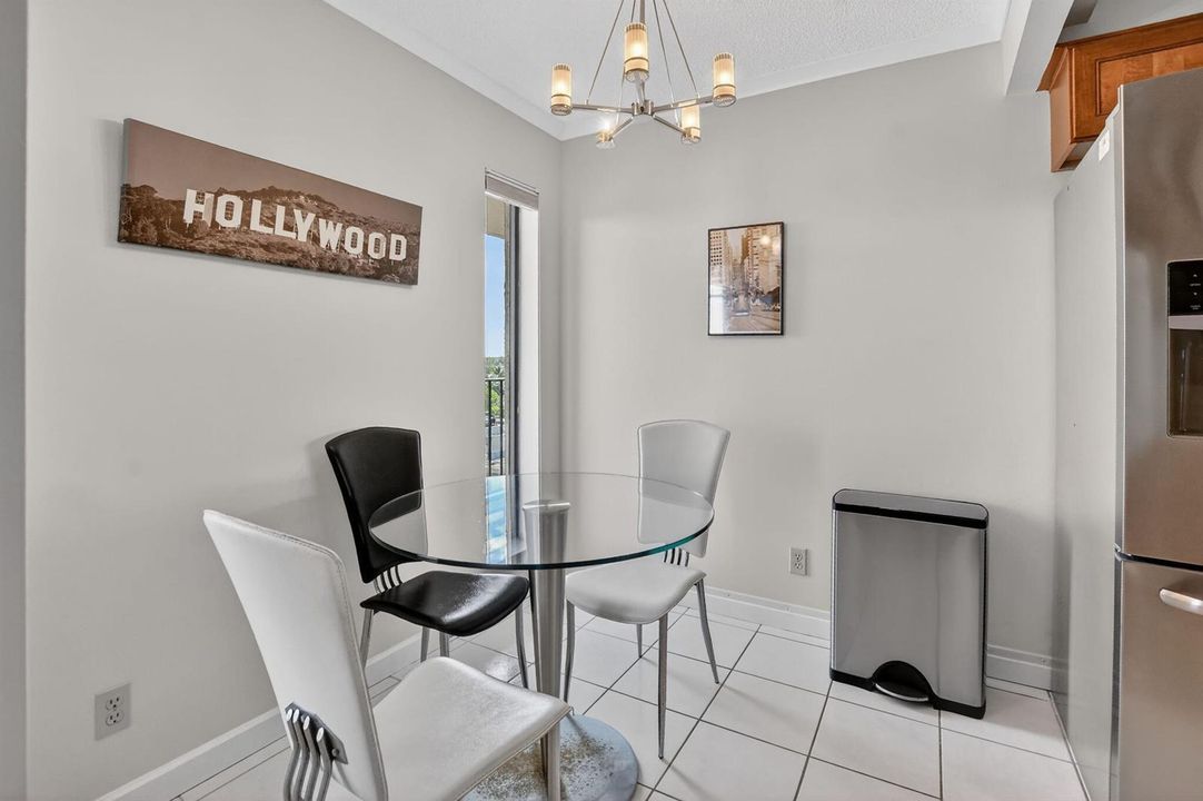 Breakfast area