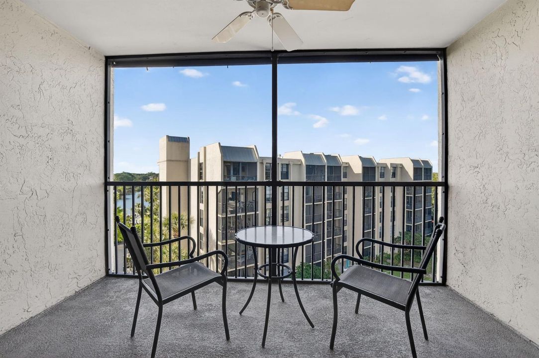 Screened balcony