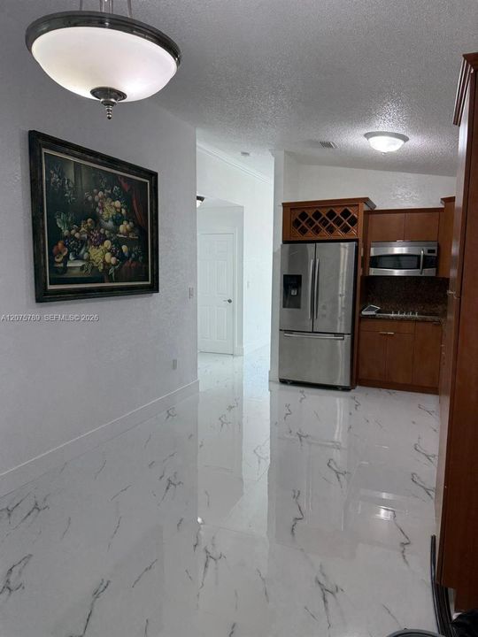 For Rent: $3,500 (3 beds, 2 baths, 1398 Square Feet)