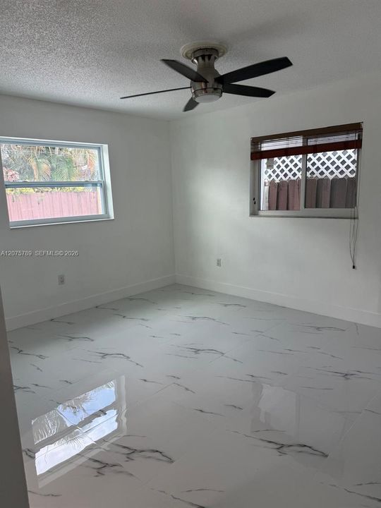 For Rent: $3,500 (3 beds, 2 baths, 1398 Square Feet)