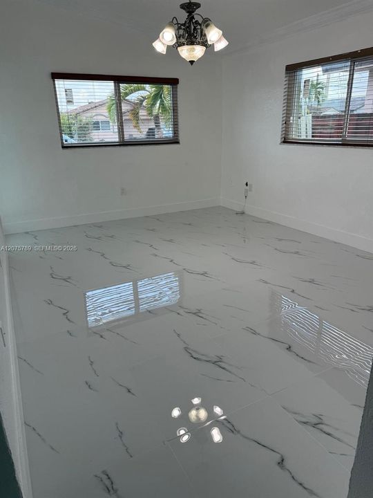 For Rent: $3,500 (3 beds, 2 baths, 1398 Square Feet)