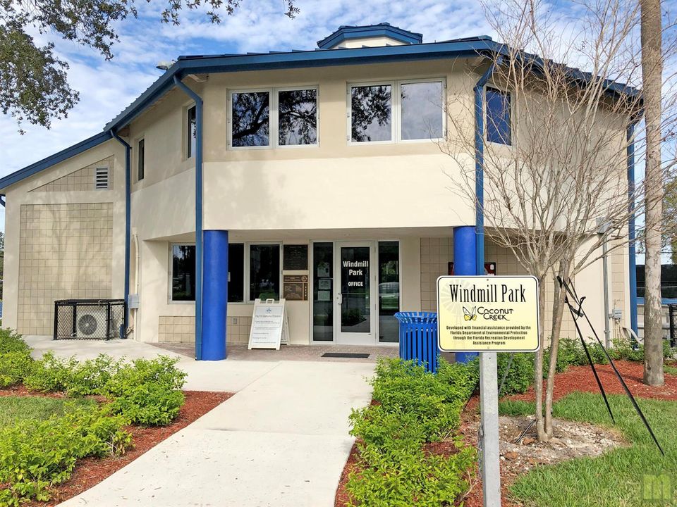 206 Windmill Office