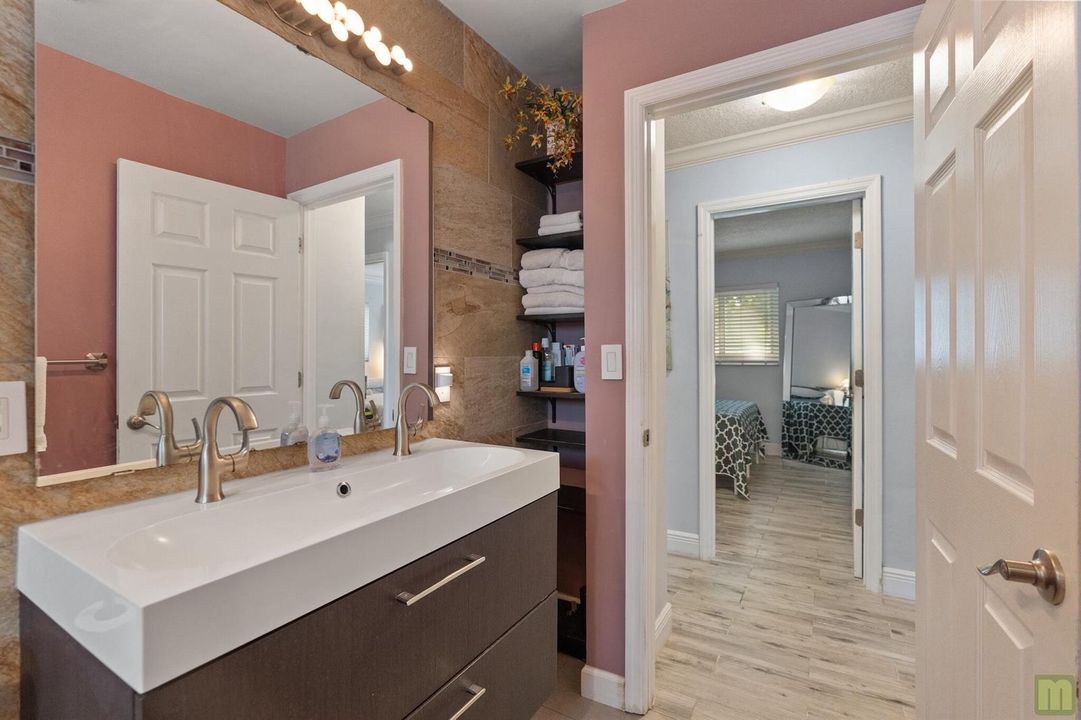 38 bath2b