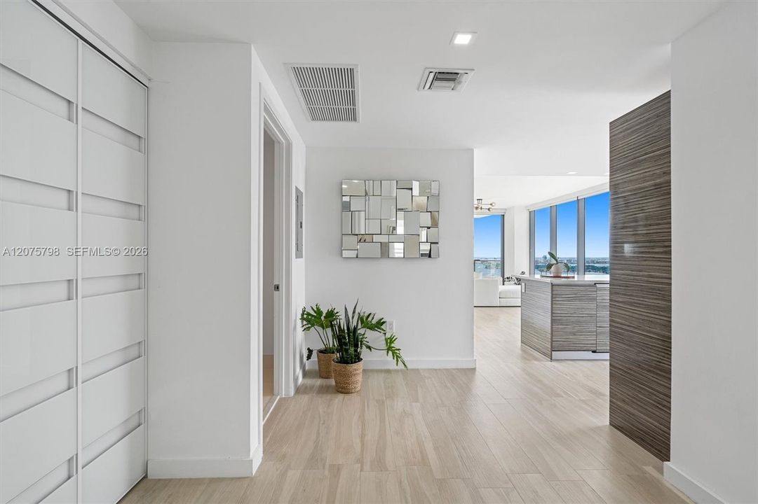 En Venta: $1,349,000 (3 camas, 2 baños, 1395 Pies cuadrados)