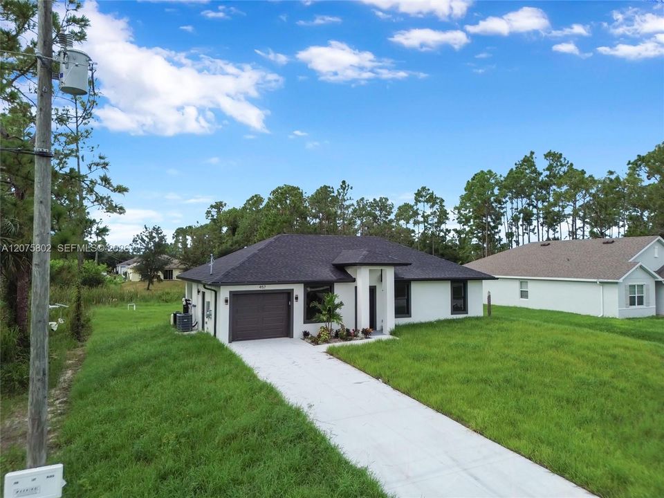 Vendido Recientemente: $259,900 (3 camas, 2 baños, 1094 Pies cuadrados)