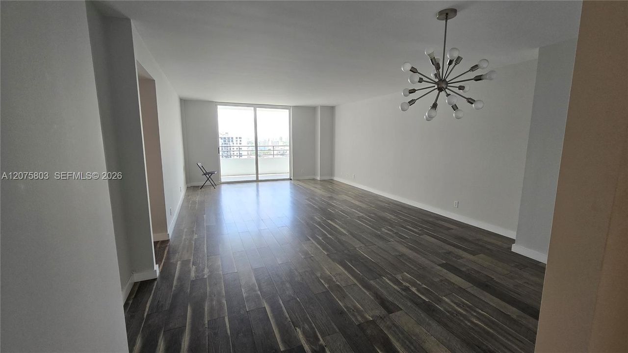 待售: $334,900 (2 贝兹, 2 浴室, 1280 平方英尺)