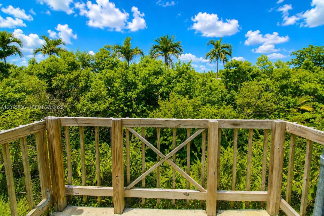 For Rent: $4,200 (4 beds, 2 baths, 2324 Square Feet)