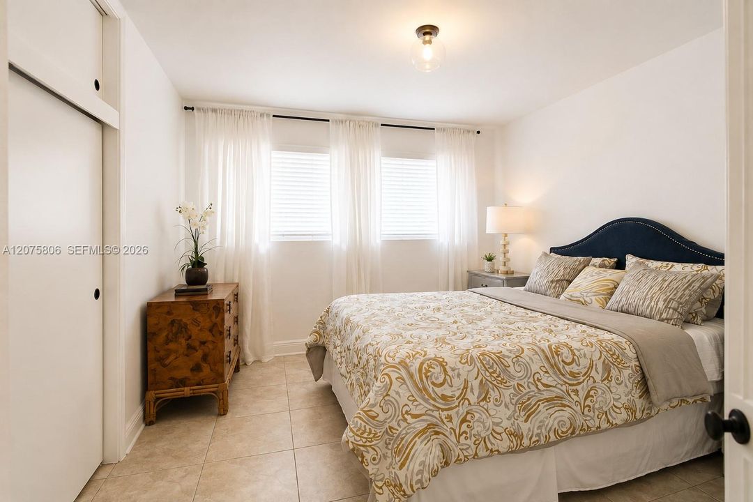For Rent: $4,200 (4 beds, 2 baths, 2324 Square Feet)