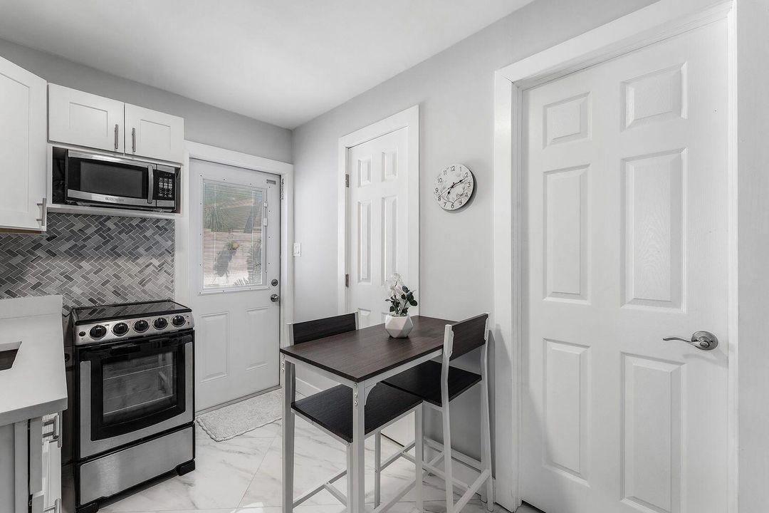 Guest Suite Kitchen
