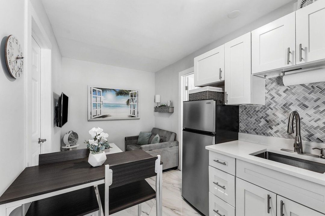 Guest Suite Kitchen