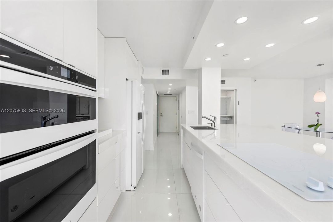 На продажу: $850,000 (1 спален, 1 ванн, 798 Квадратных фут)