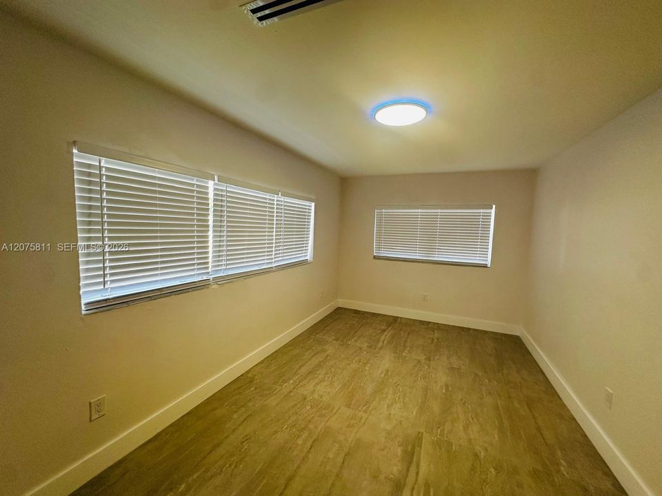 En Renta: $2,950 (2 camas, 2 baños, 1221 Pies cuadrados)