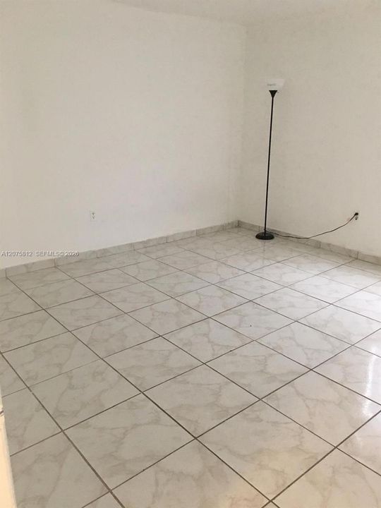 En Renta: $2,800 (3 camas, 1 baños, 1280 Pies cuadrados)