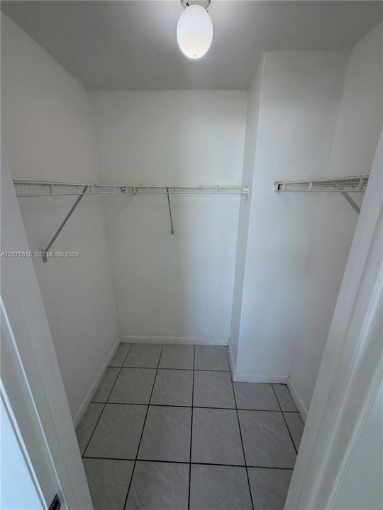 For Rent: $2,200 (2 beds, 2 baths, 21103 Square Feet)
