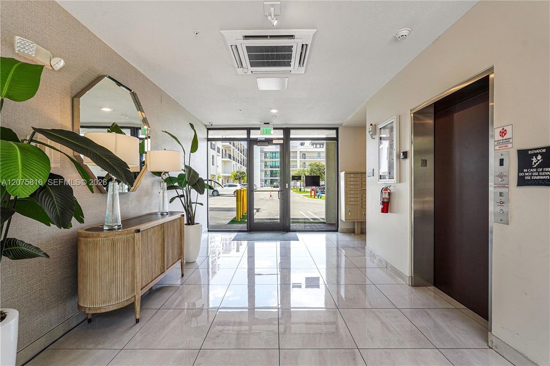 En Venta: $322,000 (1 camas, 1 baños, 738 Pies cuadrados)