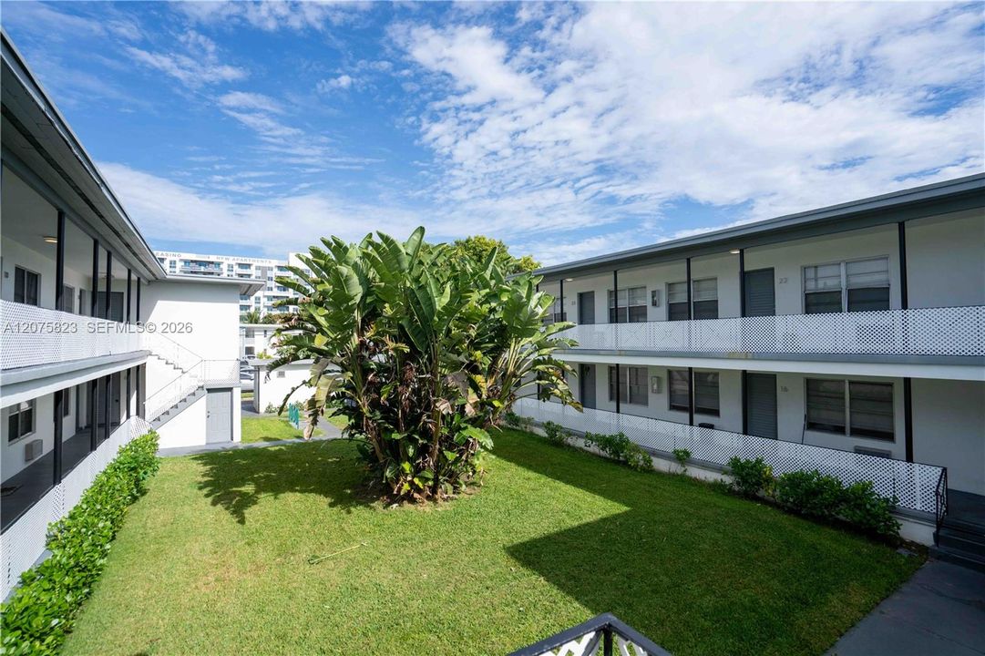 For Rent: $1,675 (1 beds, 1 baths, 550 Square Feet)