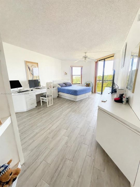En Renta: $1,975 (2 camas, 2 baños, 1607 Pies cuadrados)
