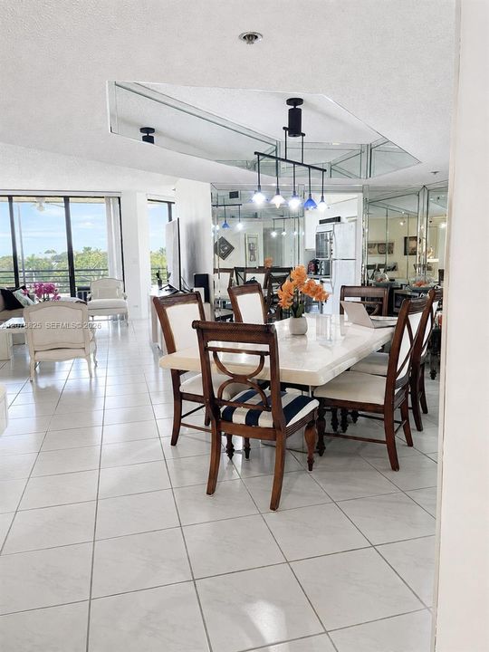 En Renta: $1,975 (2 camas, 2 baños, 1607 Pies cuadrados)