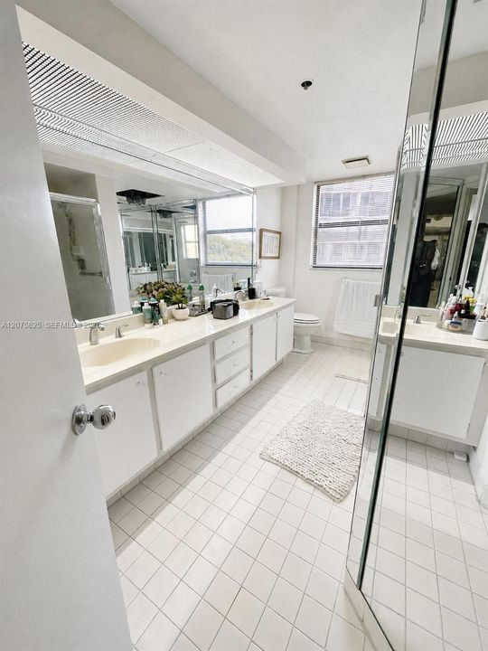 En Renta: $1,975 (2 camas, 2 baños, 1607 Pies cuadrados)